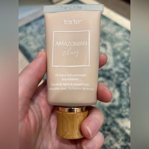 Tartar Amazonian Clay Foundation Shade 14N Ivory